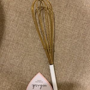 Target gold whisk